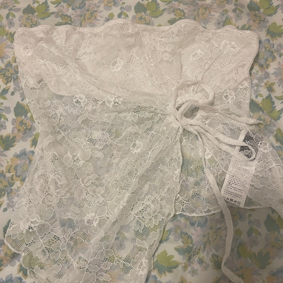White Lace Asymmetrical Tube Top - Picture 2 of 2